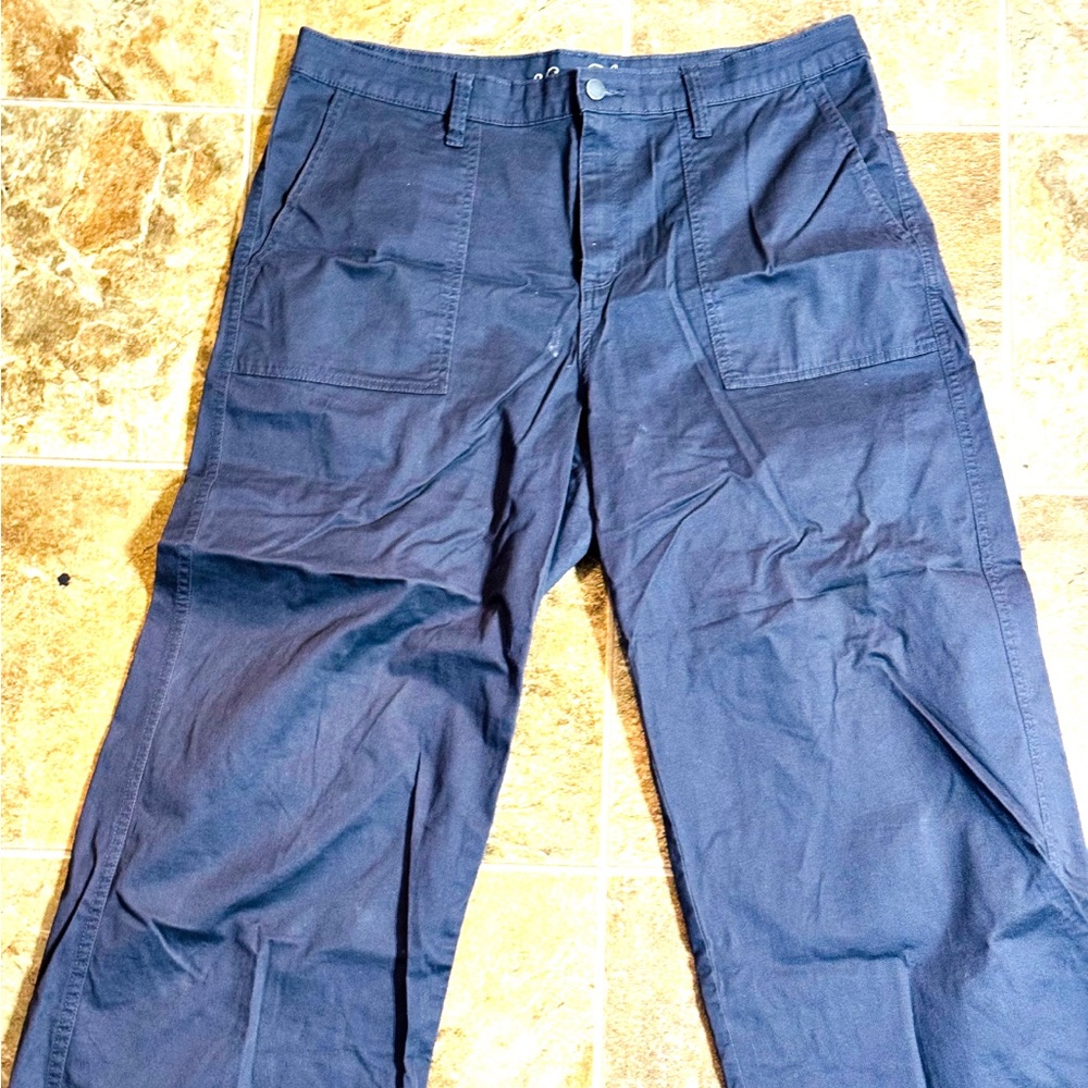Universal Thread gray pants